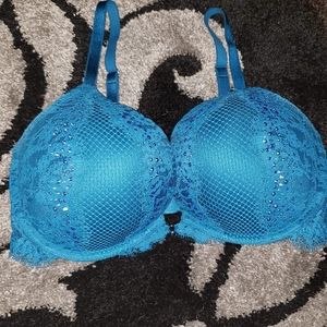 Victoria Secret bombshell plunge bra